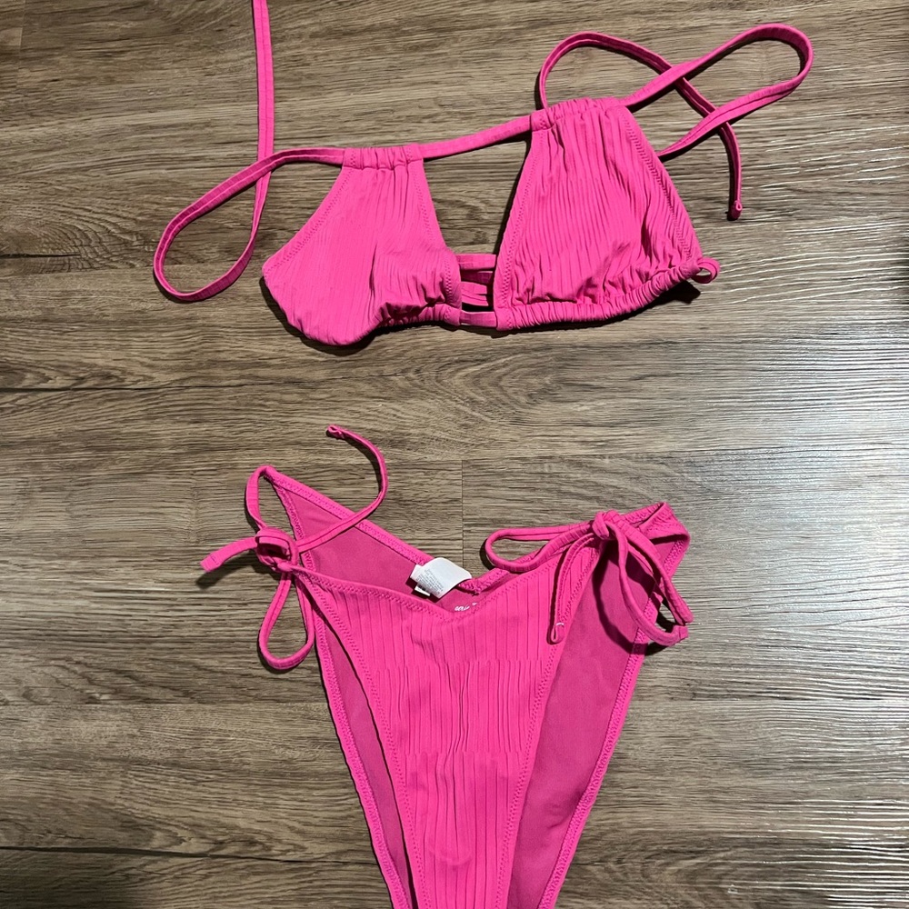 Like new Aerie pink bikini